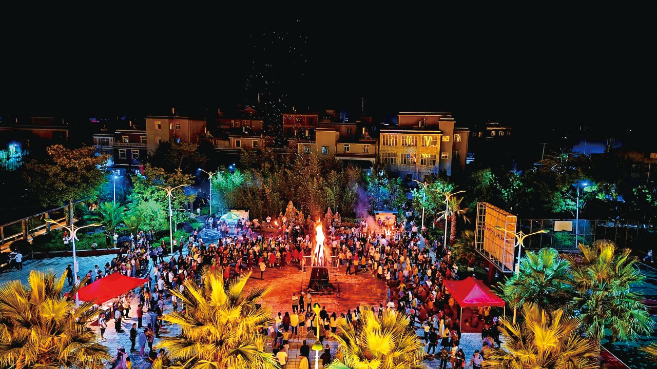 嵩明县：团结花开生活美 乡村振兴日子甜