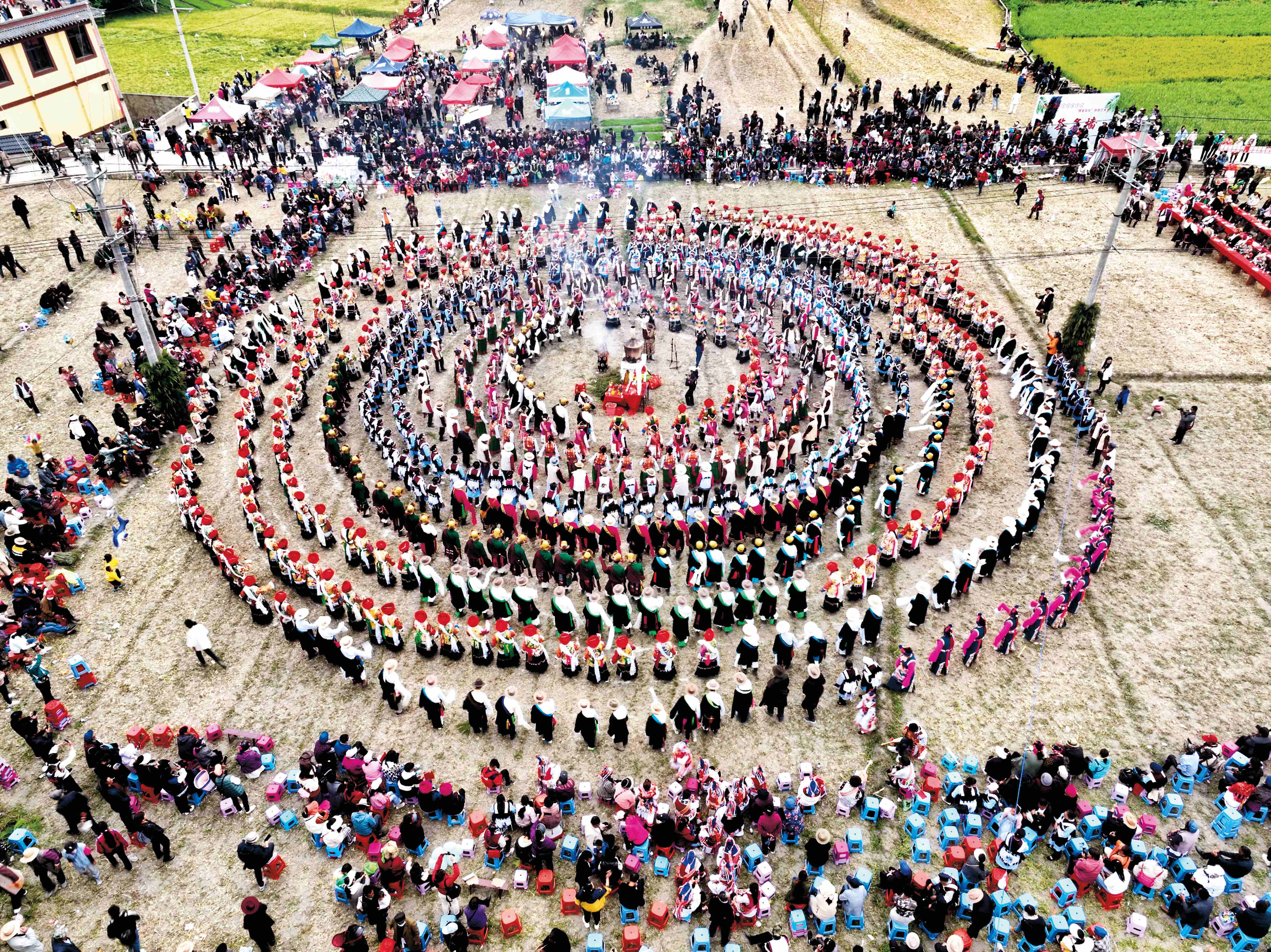 山水同享 人文相亲 民族共荣——迪庆州实施旅游促进各民族交往交流交融计划综述