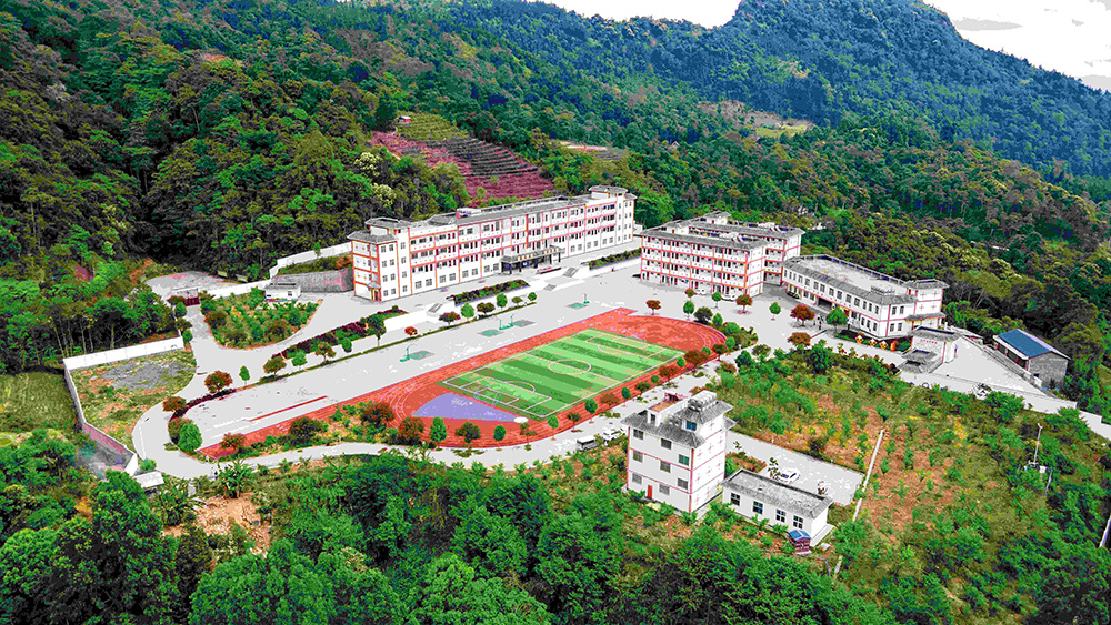 新落成的文山州马关县小坝子镇田湾小学 马关县民族宗教局供图.jpg