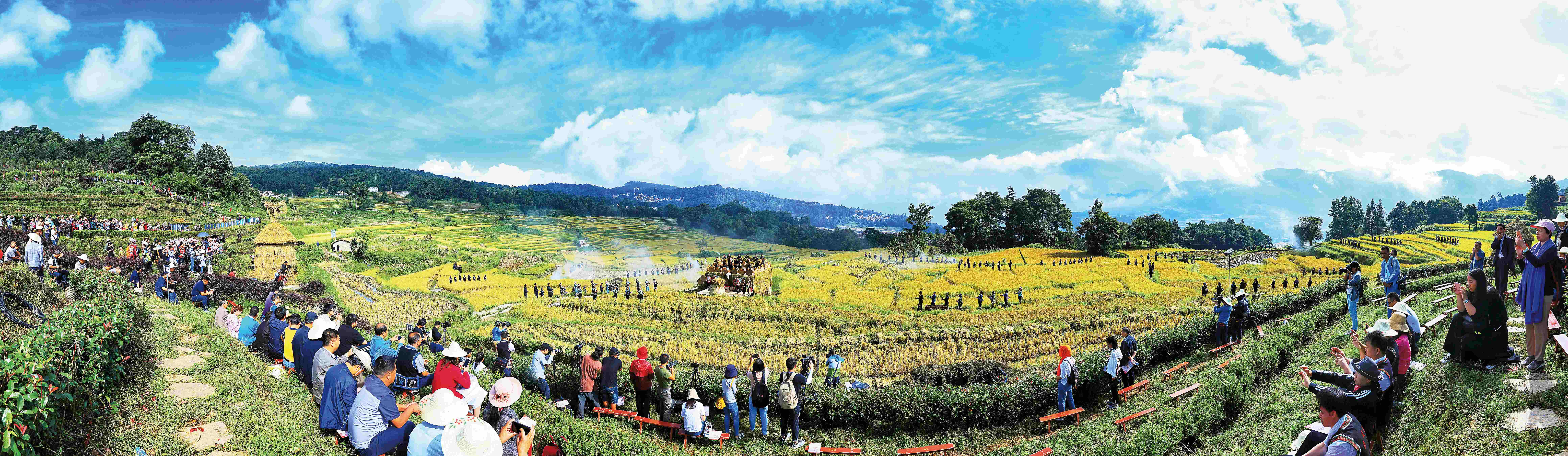 培本固基 创新发展 推动红河州各民族共同迈向现代化