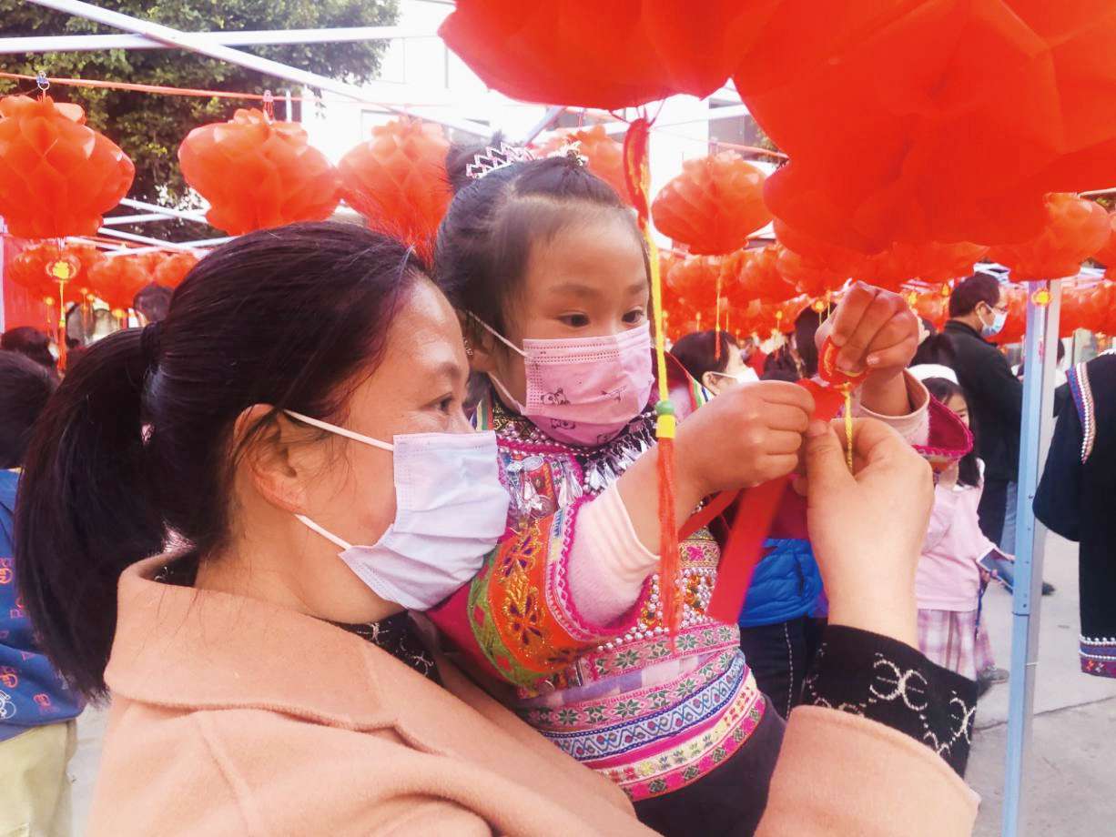 锦秀社区：“绣”出民族团结“锦绣”美景