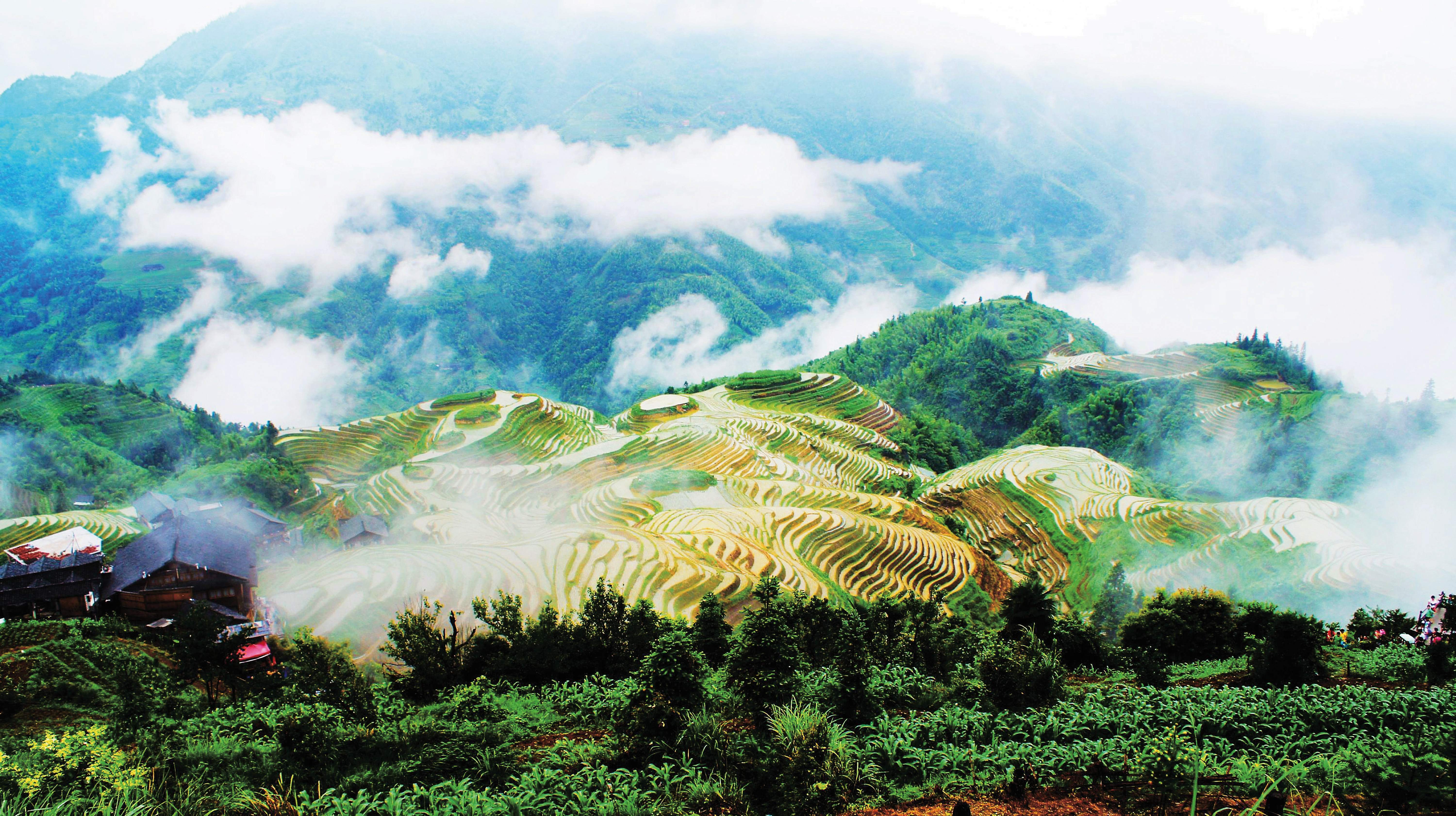 走进红瑶“天下第一长发村”