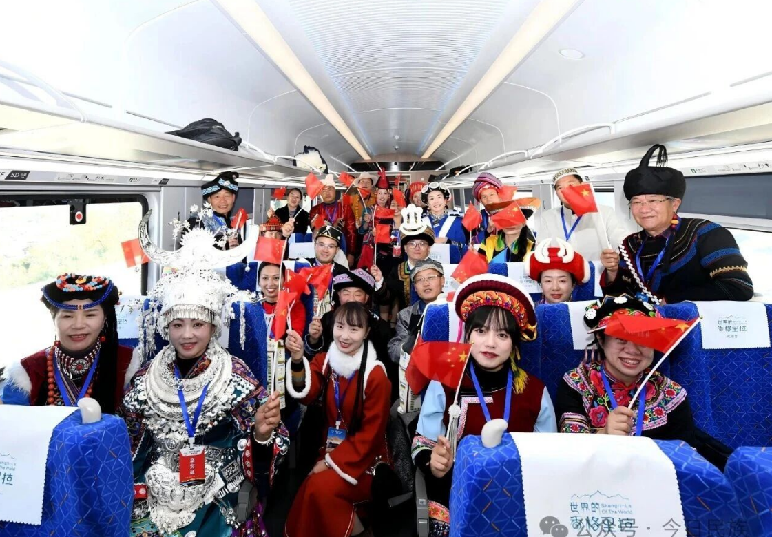 迪庆：唱响民族团结进步岁月长歌——迪庆州建设民族团结进步示范区十年工作回顾