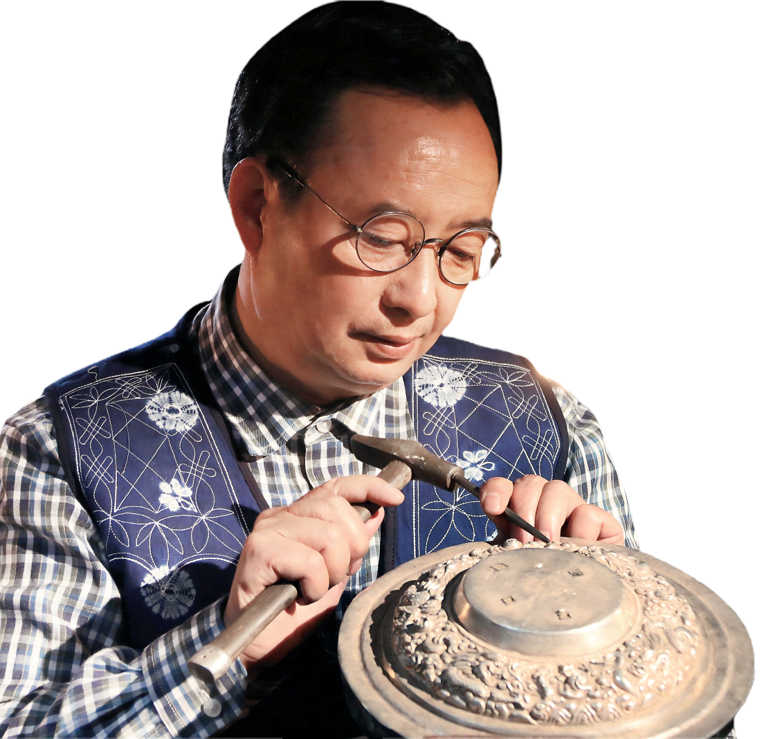 寸发标：创作的原力在大地之上