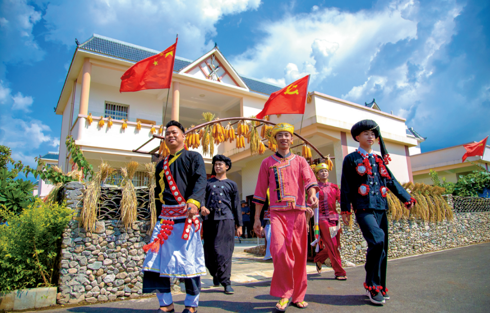 小杂居到大融合 各族同胞心连心——德宏州拓宽各民族全方位嵌入的生动实践